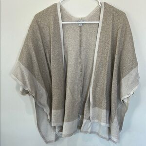 Elegant Beige Sweater by Barefoot Dreams